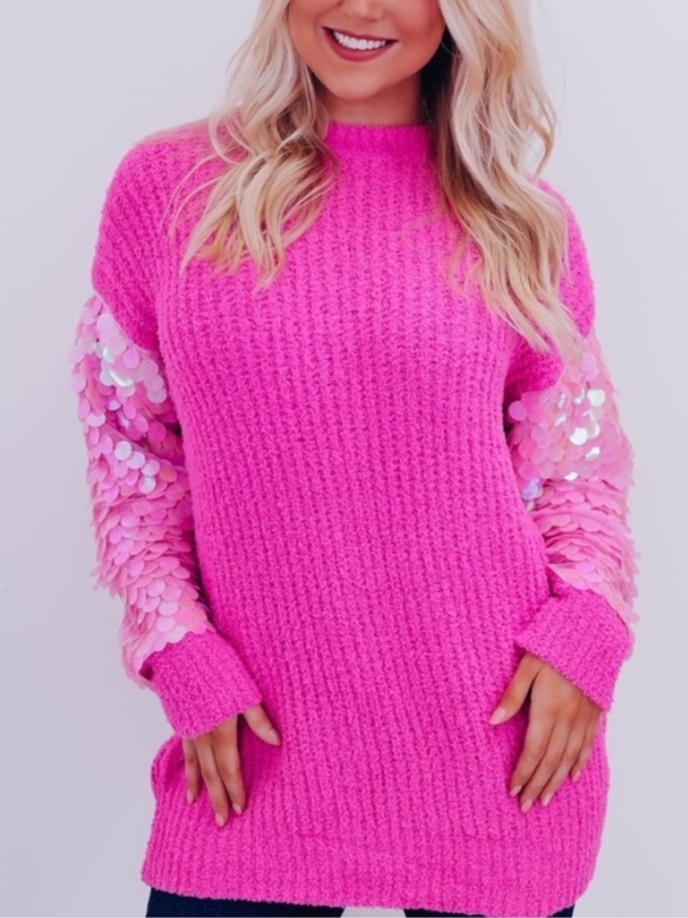 🟠NWT FANTASTIC FAWN Long Sleeve Sweater w/Large Sequin Accents Hot Pink